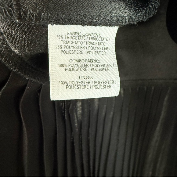 Derek Lam black pleated tank size 8 - Picture 5 of 6